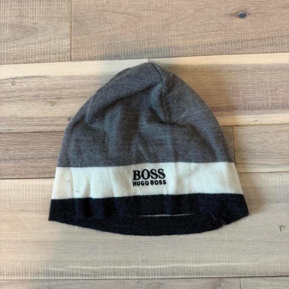 Y2K 2000s Hugo boss Skull cap